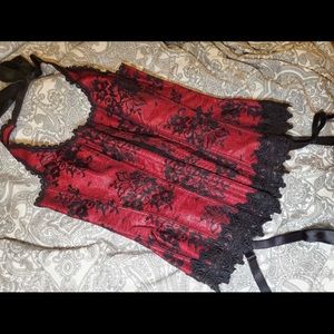 Frederick’s of Hollywood size 32 Red and Black Halter Lace Corset